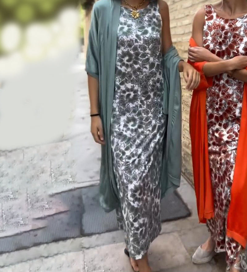 Veronica™ Elegant Two-Piece Set | Flowing Maxi Dress and Lightweight Jacket