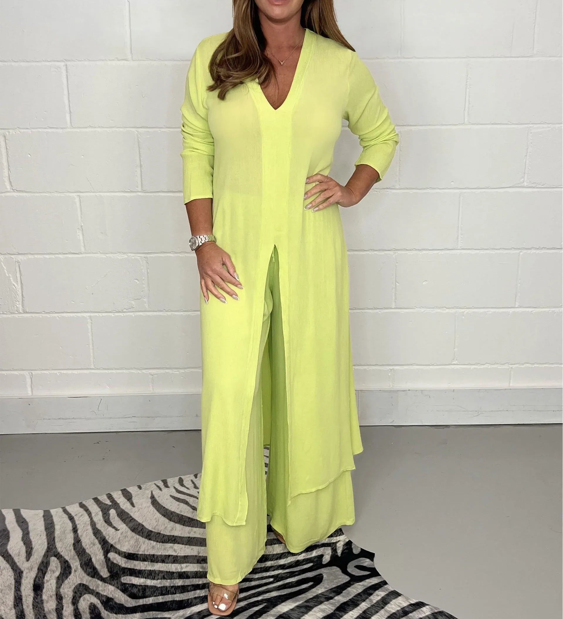 Cherly™ Comfy Two-Piece Set | Flowy Blouse and Wide-Leg Trousers