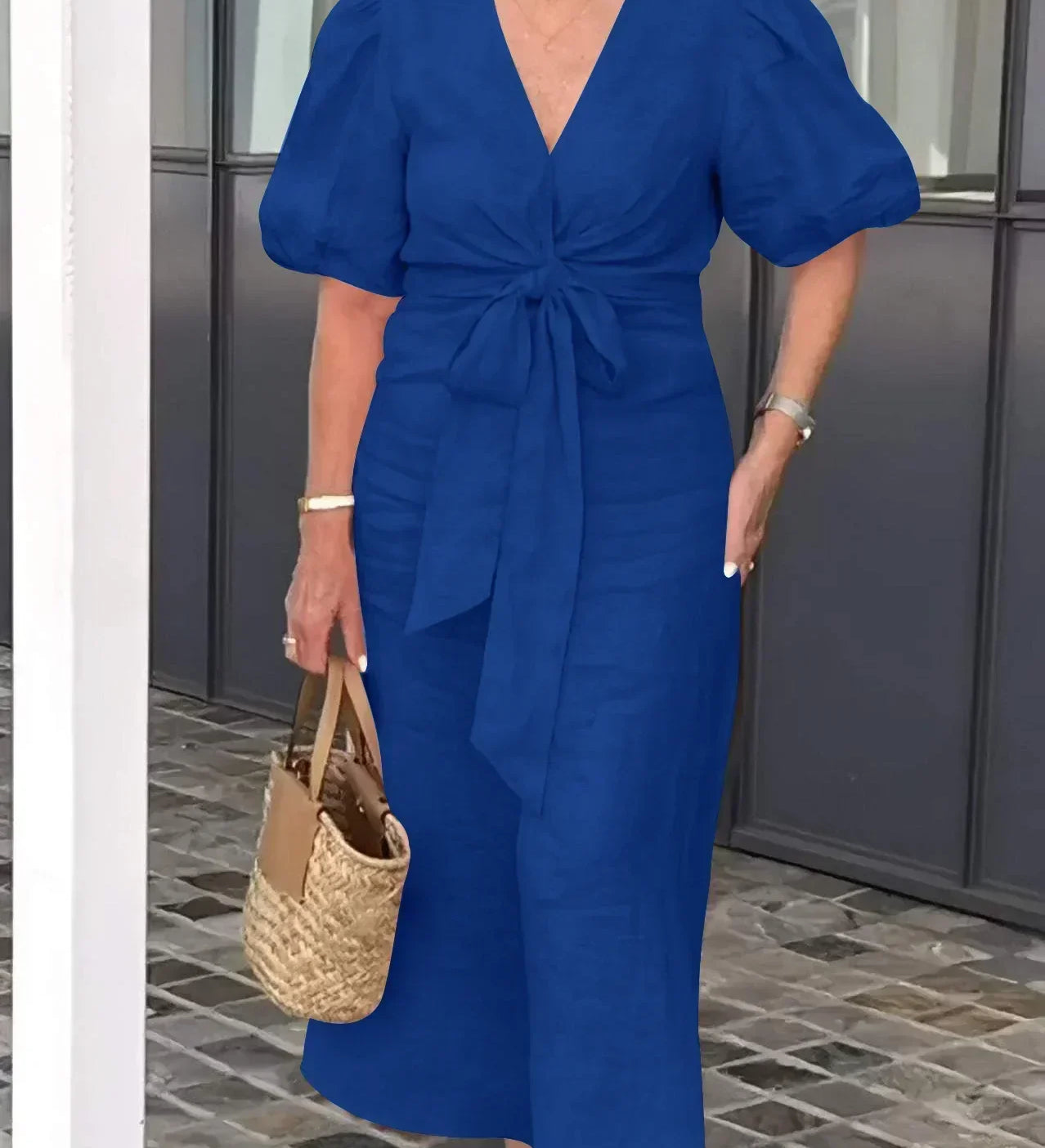Stella - Elegant V-Neck Dress