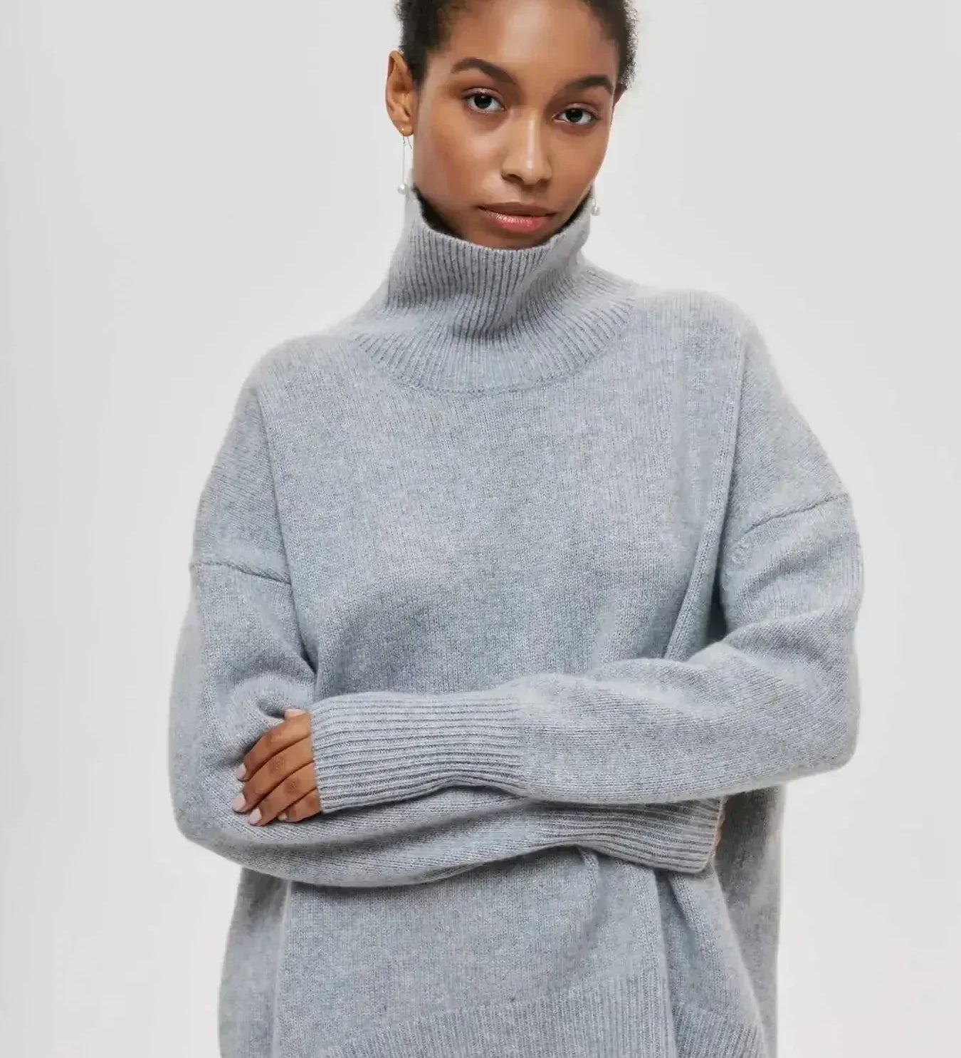 Cittra – Oversized Ribbed Turtleneck Sweater